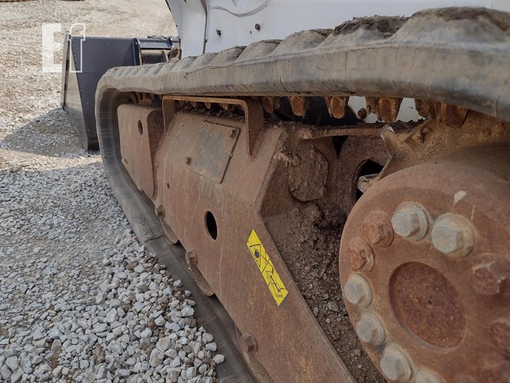 2014-bobcat-t590-image-24