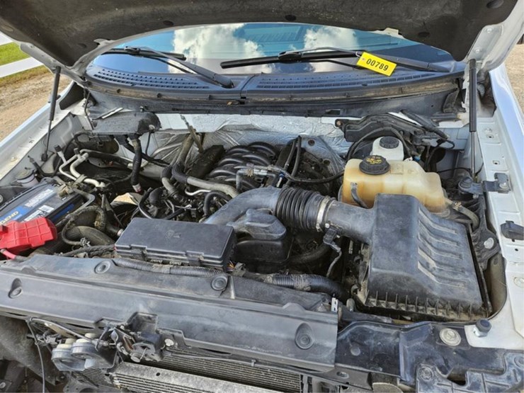 2012-ford-f150-xlt-image-9
