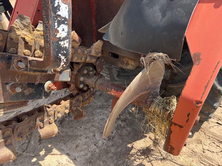 2014-ditch-witch-rt45-image-11