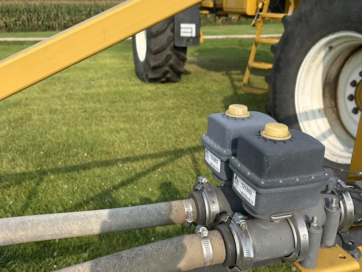 2005-ag-chem-rogator-1074-image-28