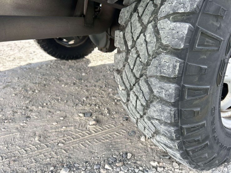 2011-ford-f150-image-18