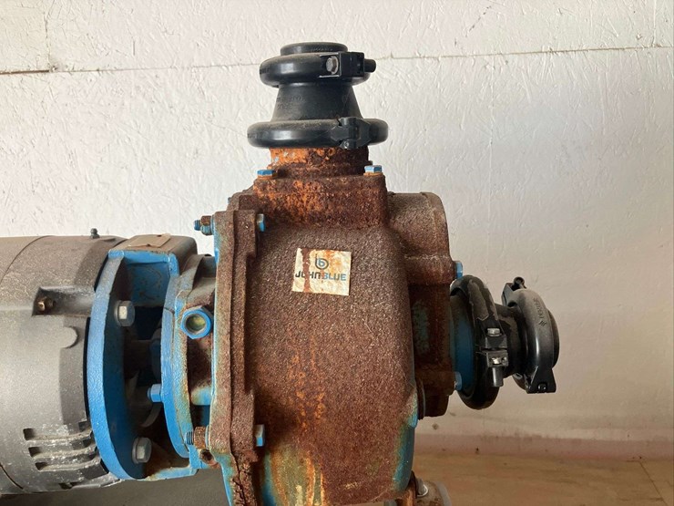 john-blue-pump-with-15hp-electric-motor-image-3