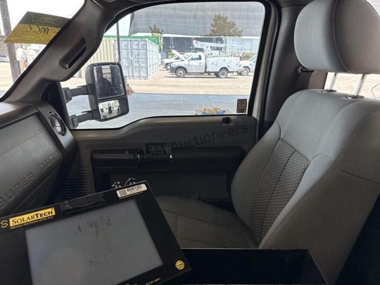 2016-ford-f550-image-22
