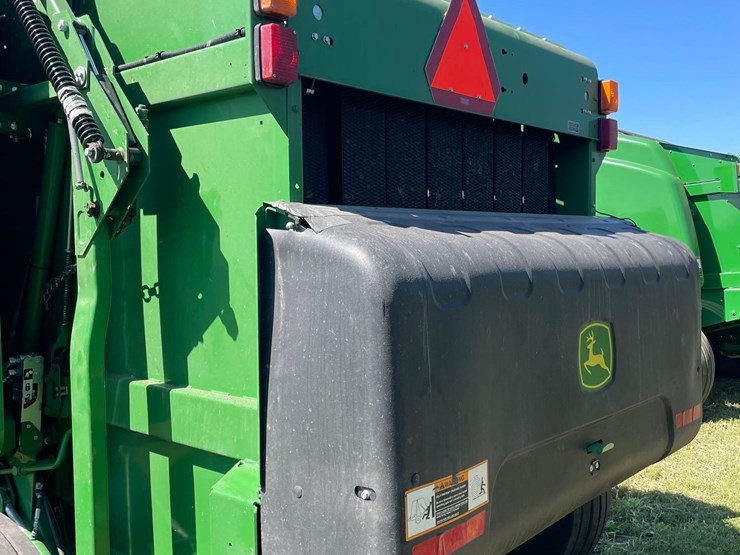 2019-john-deere-560m-image-6