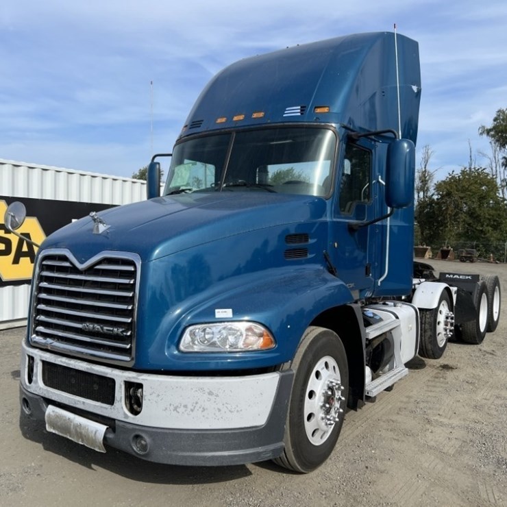 2013 Mack CXU613 Tri-Axle Truck Tractor