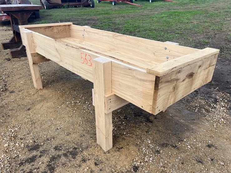 8-ft.-feed-bunk-image-2