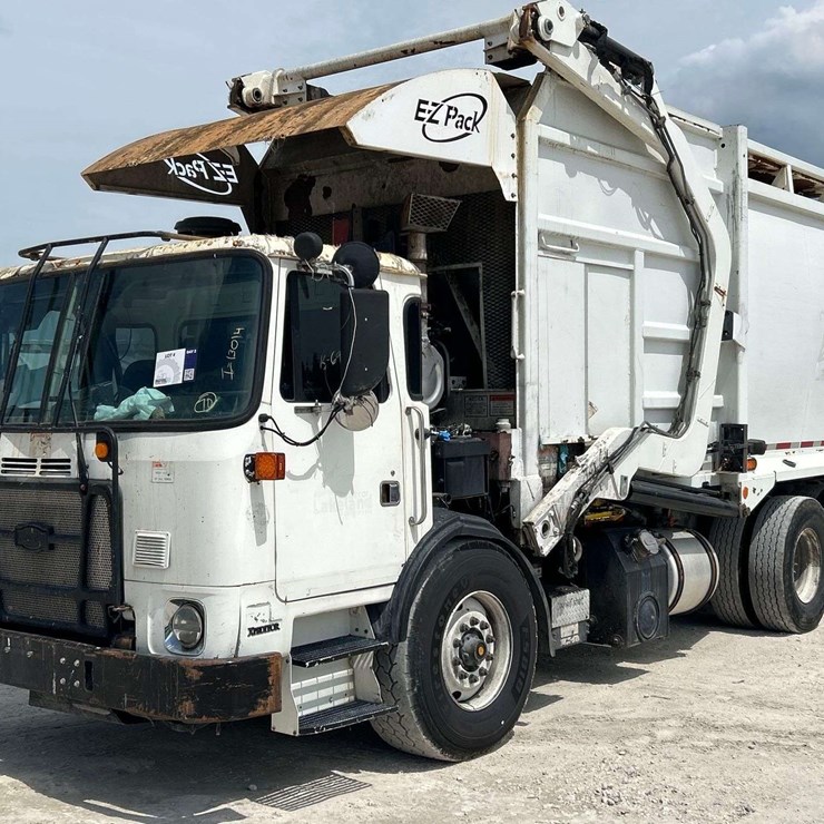 2019 AUTOCAR XPEDITOR