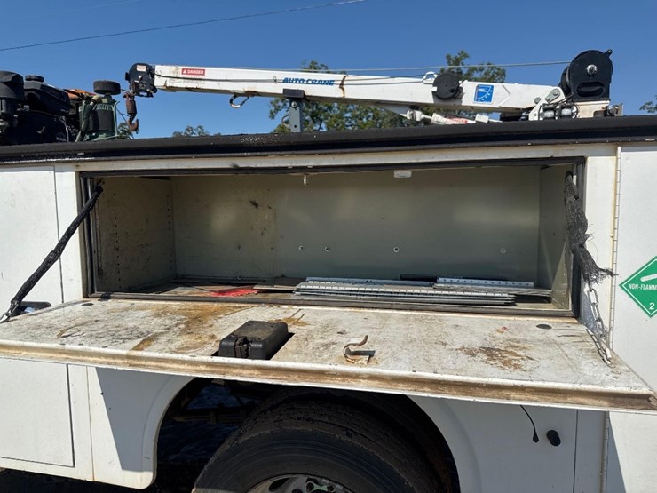 2019-dodge-ram-5500-image-22