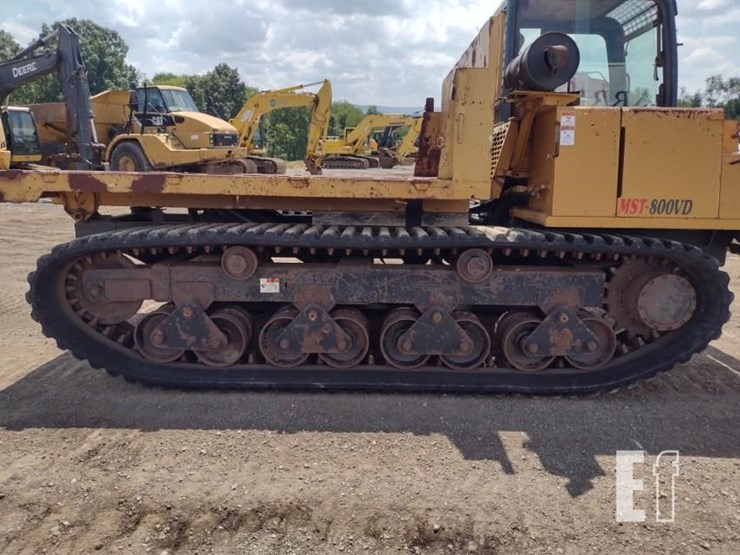 2013-morooka-mst800vd-image-12