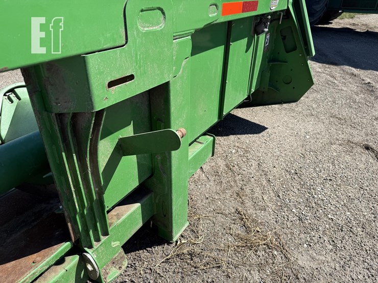 2012-john-deere-608c-image-22