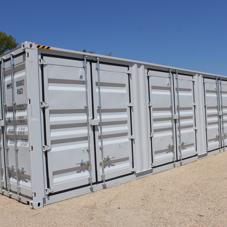 #1241 • 40 FT CONTAINER