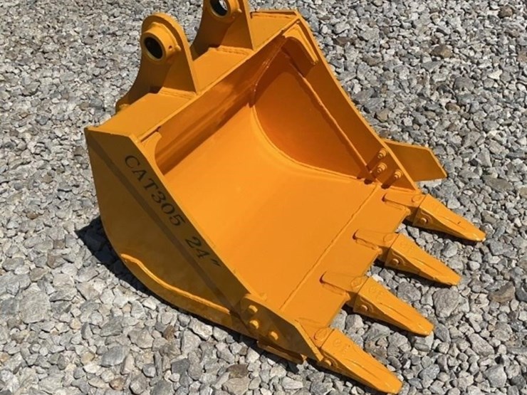 caterpillar-305-image-1