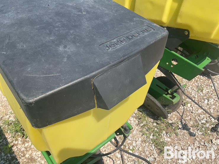 john-deere-1720-image-20