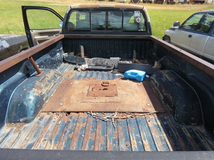 1995-dodge-w2500-laramie-slt-cummins-4x4-pickup-image-5