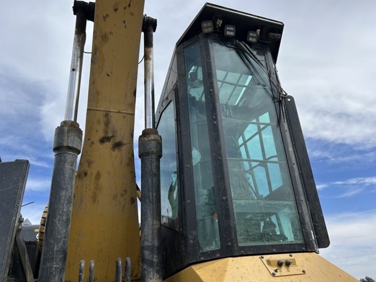 2018-caterpillar-548-image-30