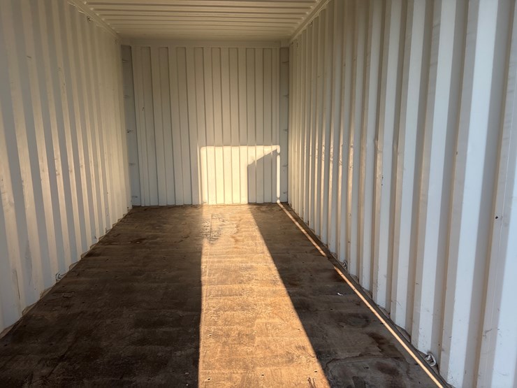 #1219-•-20-ft-container-image-3