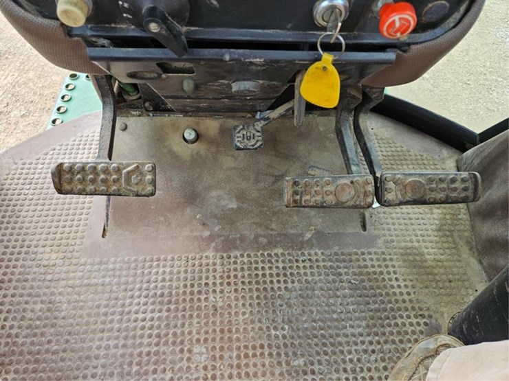 john-deere-4050-image-26