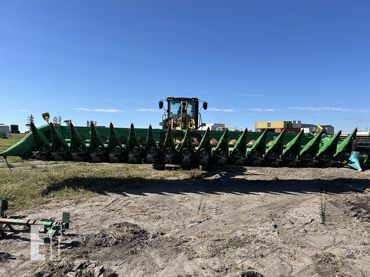 john-deere-616c-image-2