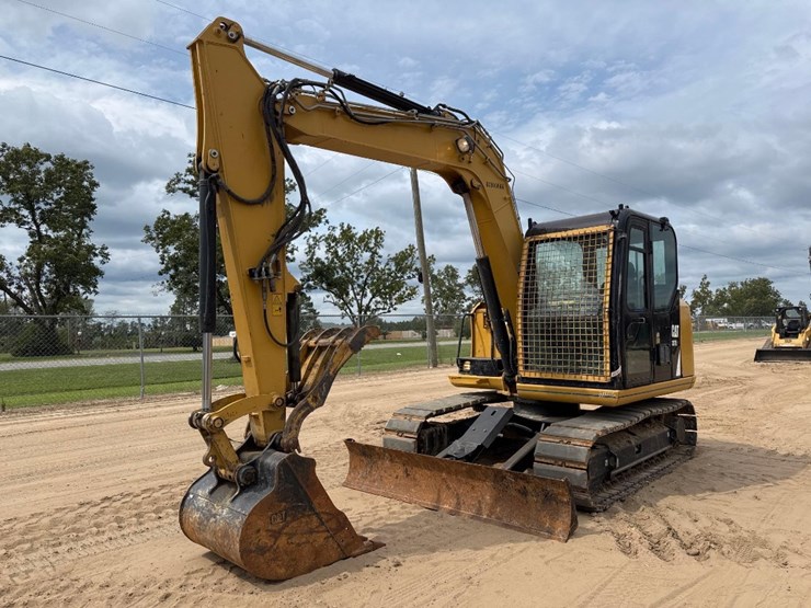 2017-caterpillar-307e2-image-2