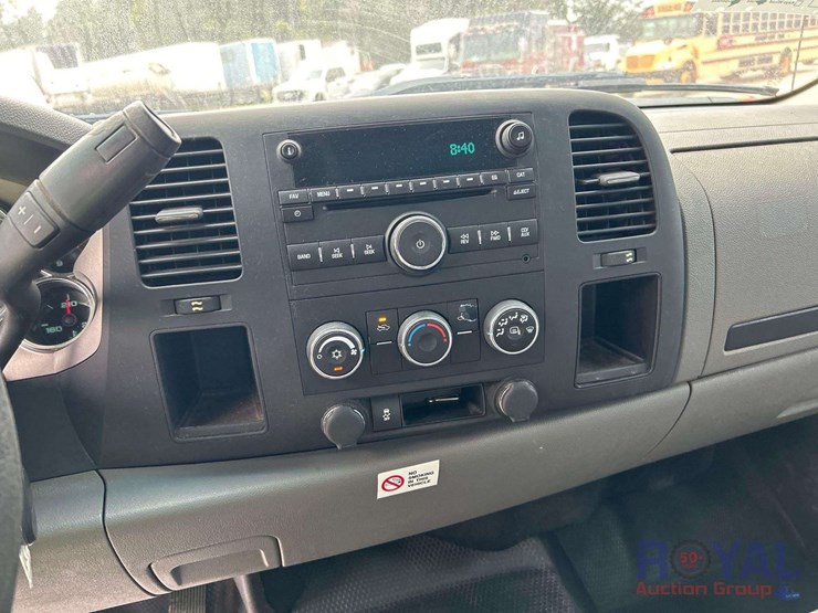 2012-chevrolet-silverado-1500-image-15