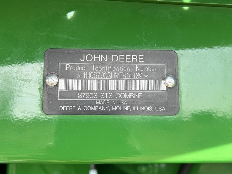 2021-john-deere-s790-image-80