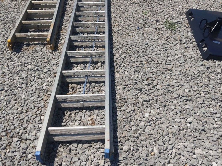 werner-40'-aluminum-ext-ladder-image-3