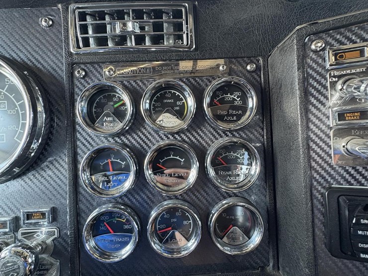 1999-kenworth-w900l-image-15