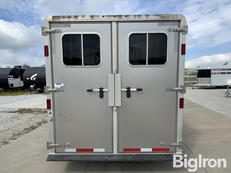 2015-featherlite-8541-image-6