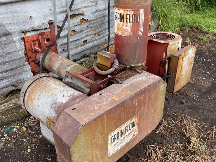 8,000-bushel-dryer-grain-bin-image-5