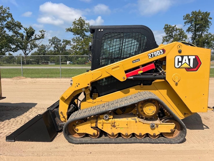 2020-caterpillar-279d3-image-1