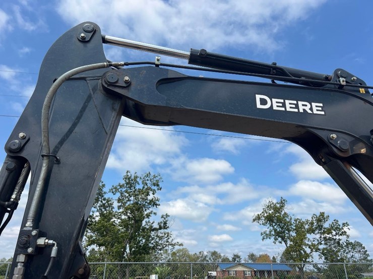 2021-deere-60g-image-14