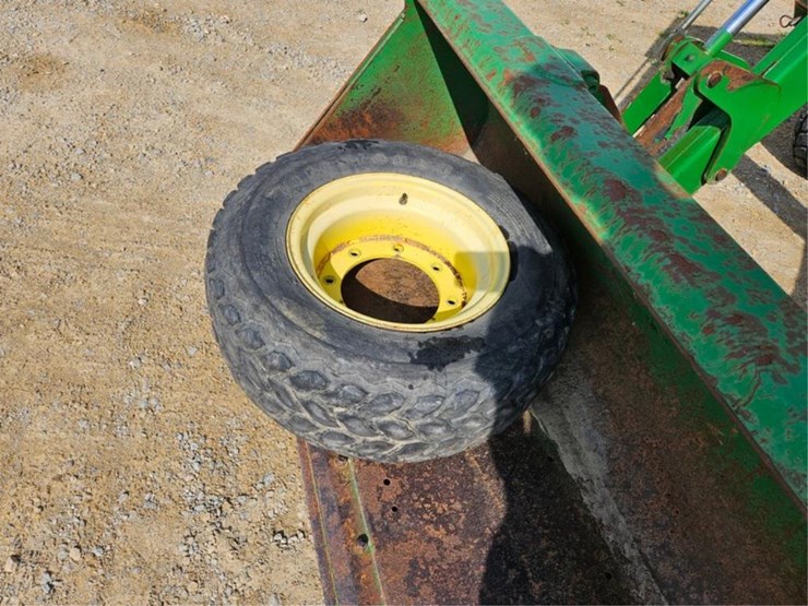 john-deere-5225-image-17