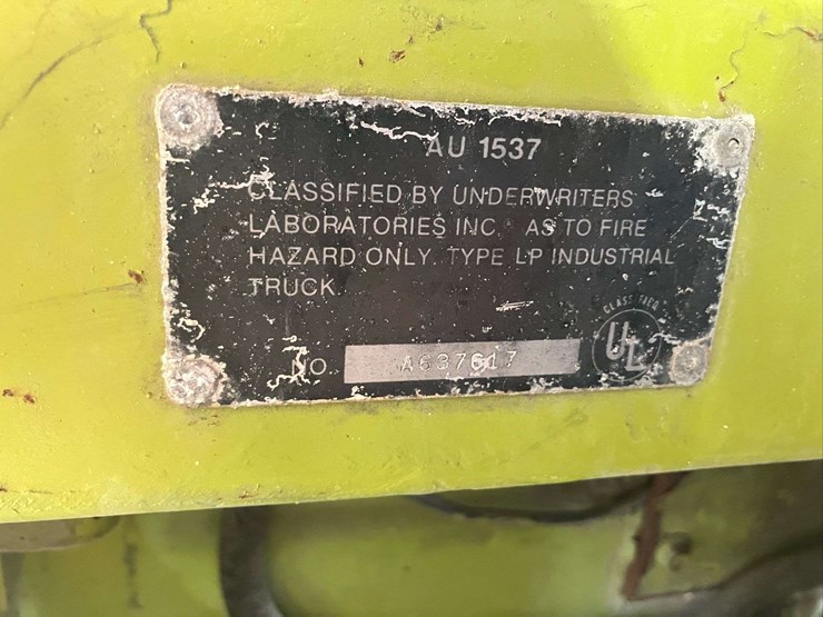 clark-gxp30-6000lbs-capacity-forklift-image-22