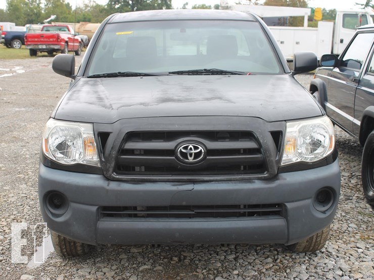 2006-toyota-tacoma-image-2