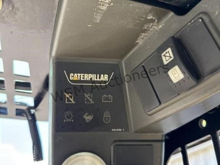 caterpillar-216b-image-29