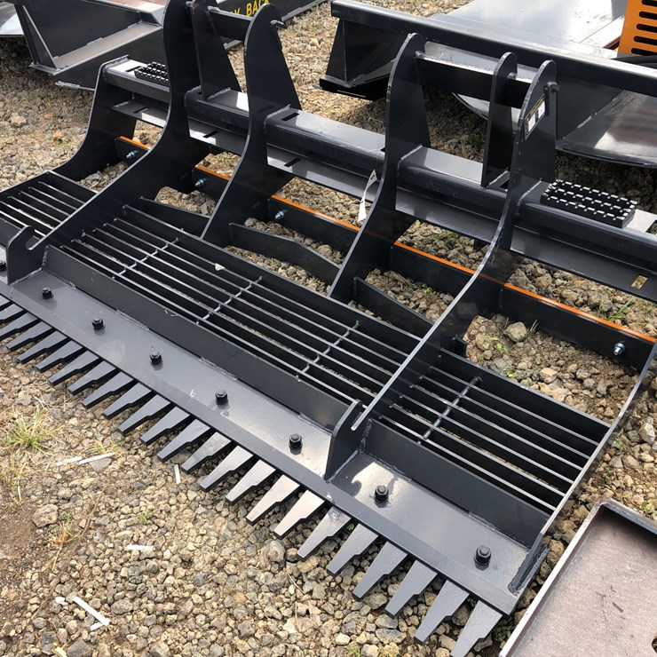 #74 • WOLVERINE 76” LAND LEVELER