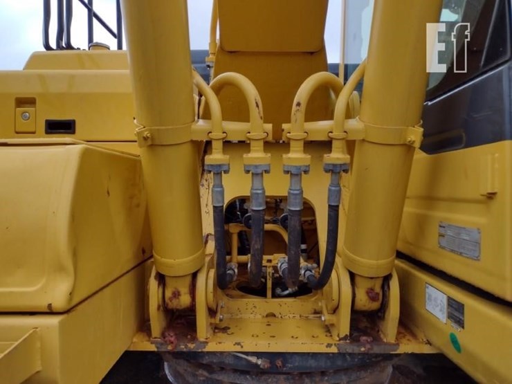 2017-komatsu-pc240-lc-11-image-21