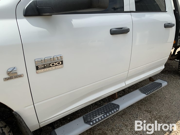2011-ram-3500-hd-image-19
