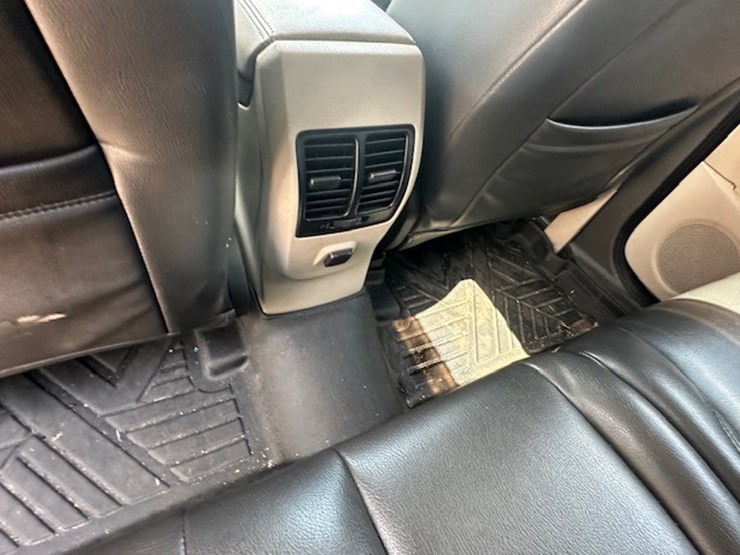 2017-ford-escape-image-27