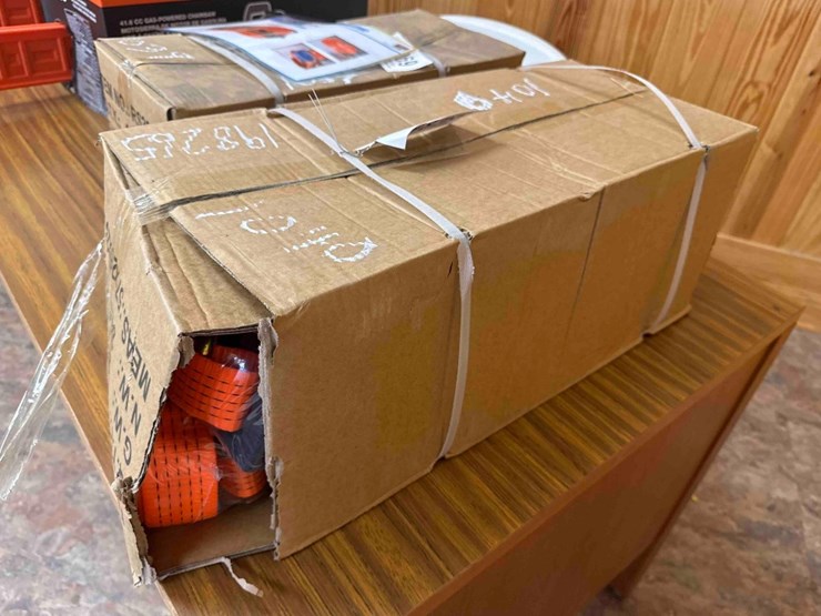 unused-future-box-of-misc-ratchet-straps-image-1