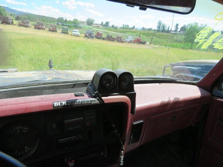 1993-dodge-ram-350-image-11