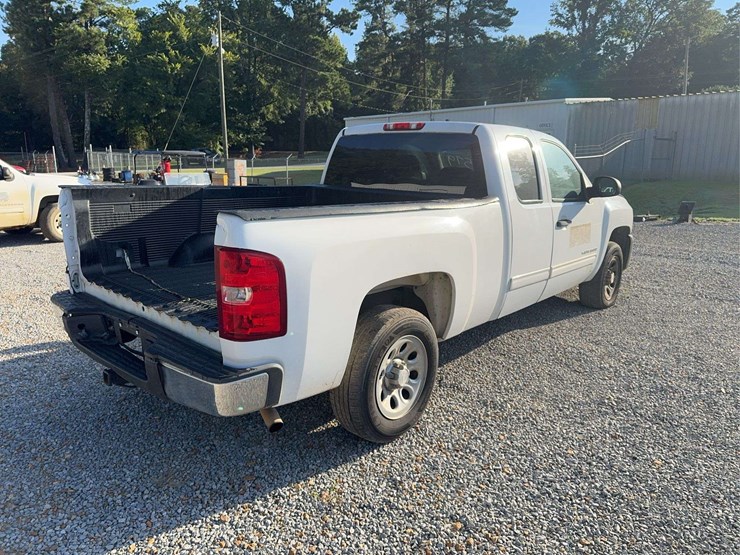 2013-chevrolet-silverado-1500-image-5