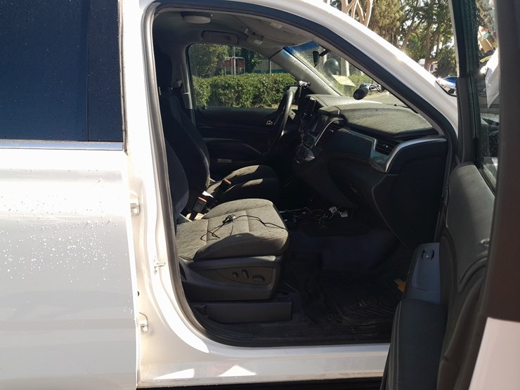 2019-chevrolet-tahoe-image-5
