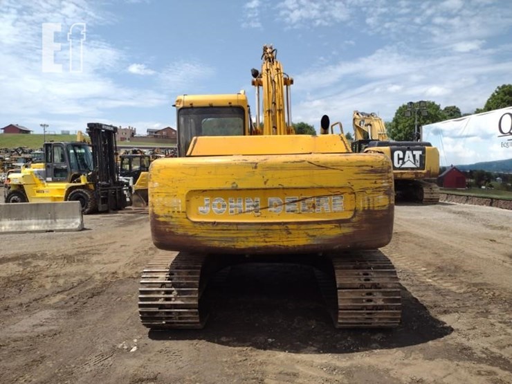 1992-deere-490e-image-4