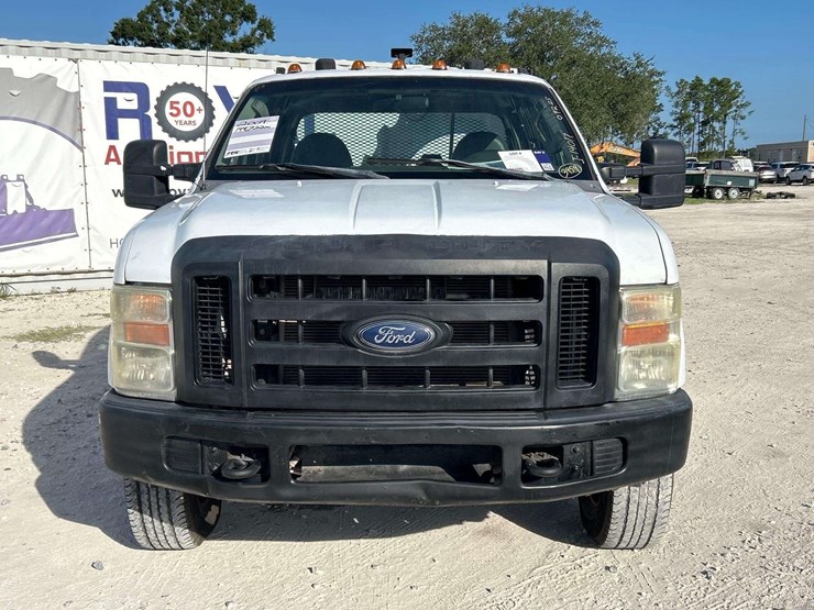 2009-ford-f350-image-27
