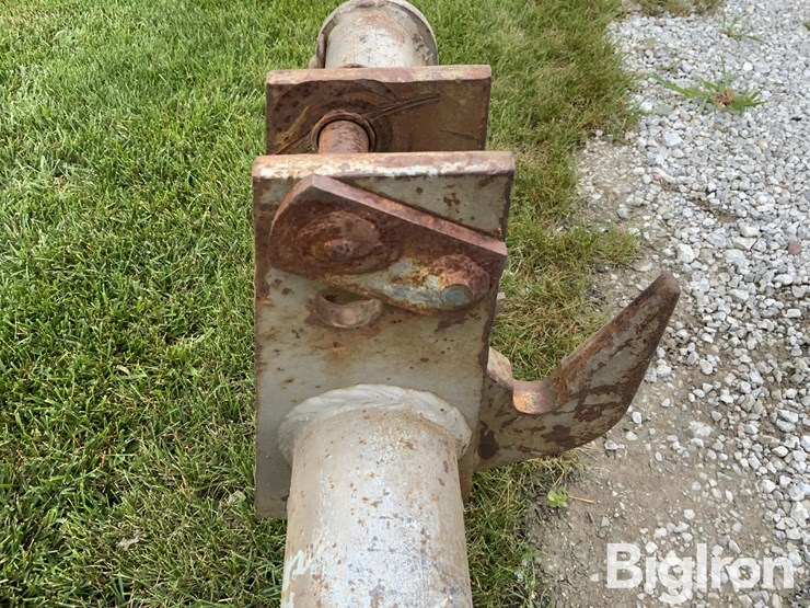 massey-ferguson-quick-hitch-image-10