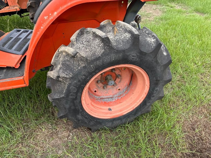kubota-b7510-image-9