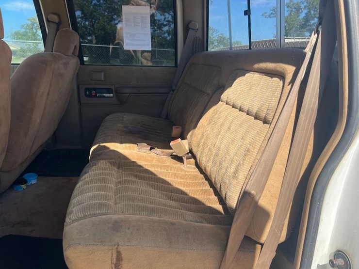 1994-gmc-sierra-3500-image-31