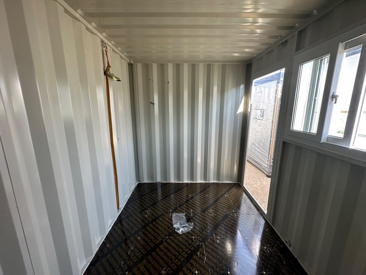 #1305-•-12ft-container-image-15