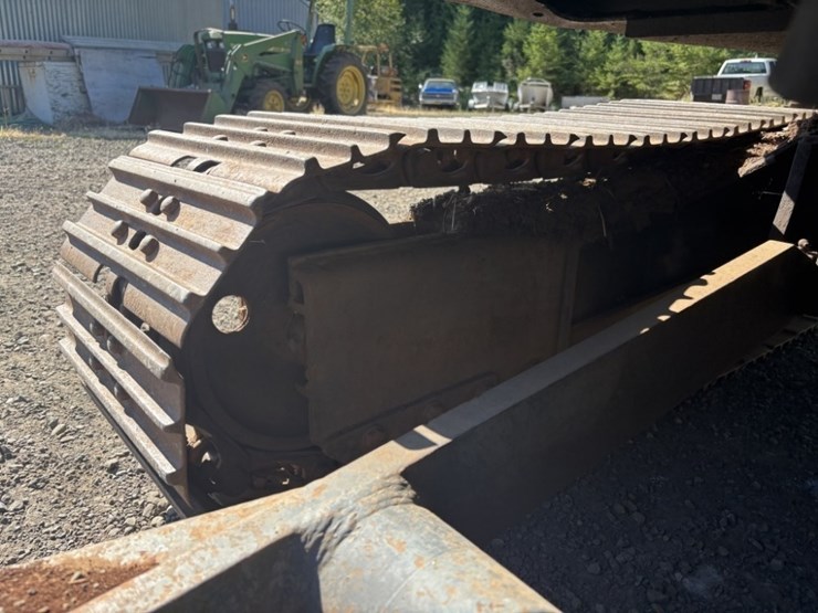 komatsu-pc45-image-12